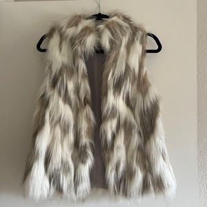 White House black market faux fur vest